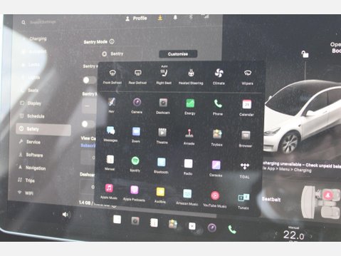 Tesla Model Y LONG RANGE AWD 4