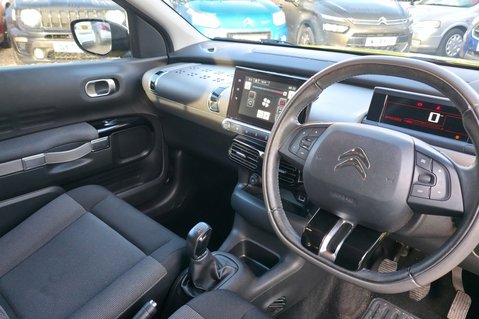 Citroen C4 Cactus 1.2 PURETECH FEEL..1 LADY OWNER..7 SERVICES LAST ONE @ 47K.. £20 R/TAX 5