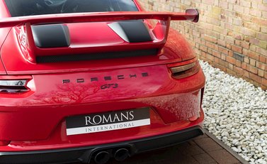 Porsche 911 (991.2) GT3 33