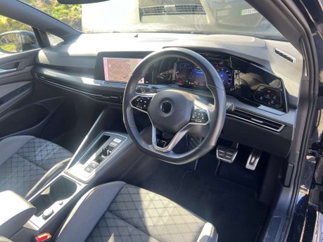 Volkswagen Golf 2.0 Golf R-Line TDI Semi-Auto 5dr 16