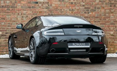 Aston Martin V12 Vantage S 3