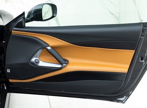 Ferrari 812 Superfast 19