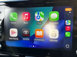 Toyota Yaris 1.5 Yaris Design HEV CVT 5dr 38