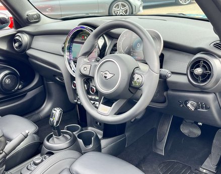 Mini Convertible 2.0 Cooper S Seaside Edition Auto 3dr 22