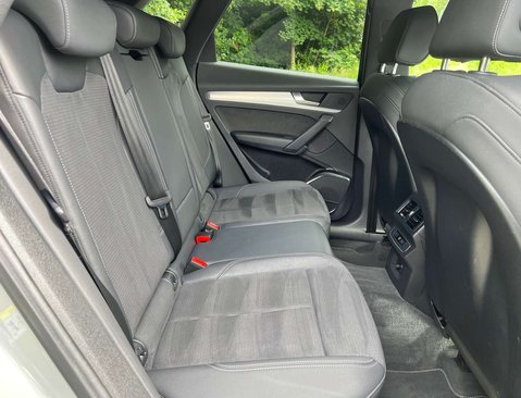 Audi Q5 2.0 Q5 S Line 45 TFSI MHEV Quattro Semi-Auto 4WD 5dr 42