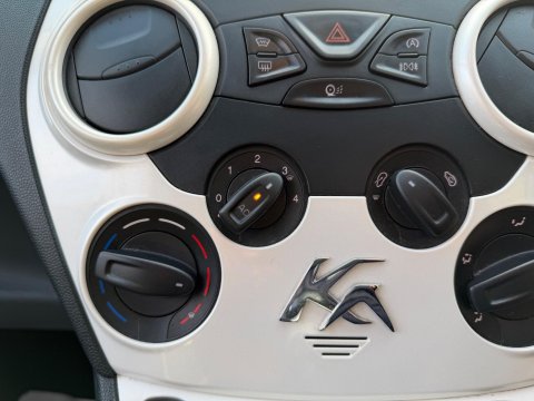 Ford Ka 1.2 Zetec White Edition Euro 6 (s/s) 3dr 17