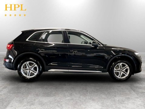 Audi Q5 2.0 TDI 40 Sport SUV 5dr Diesel S Tronic quattro Euro 6 (s/s) (204 ps) Air 8