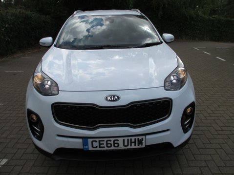 Kia Sportage 1.6 GDi 2 Euro 6 (s/s) 5dr 3