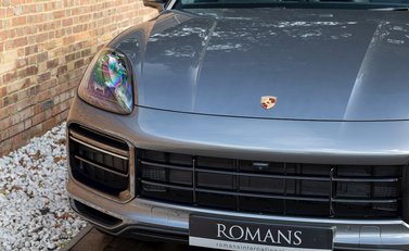 Porsche Cayenne Turbo S E-Hybrid 25