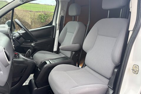 Peugeot Partner 850 S L1 1.6 Hdi 92ps Panel Van - Air Con - Direct from MOD 3