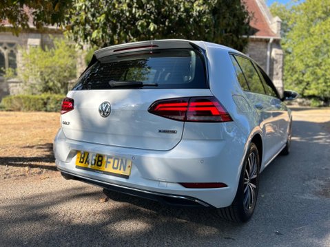 Volkswagen Golf SE NAVIGATION TSI EVO DSG 18