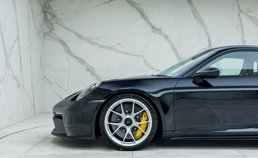 Porsche 911 GT3 (992) 37