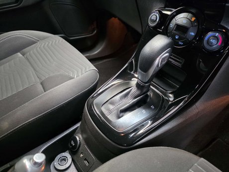 Ford Fiesta 1.6 Zetec Hatchback 5dr Petrol Powershift Euro 5 (105 ps) 10