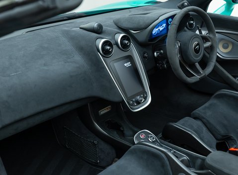 McLaren 600LT Spider 22
