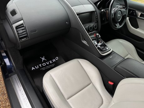 Jaguar F-Type V6 S AWD 53