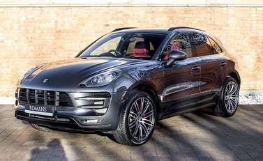Porsche Macan Turbo 6