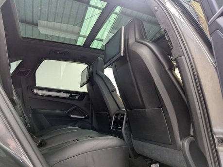 Porsche Cayenne 4.0 Cayenne T S E-Hybrid Auto 4WD 5dr 43