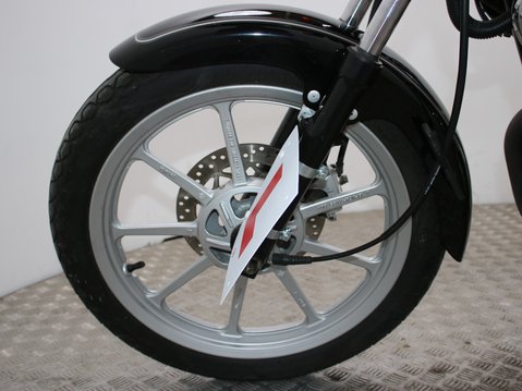 Yamaha YBR125 Custom YBR 125 CUSTOM 22