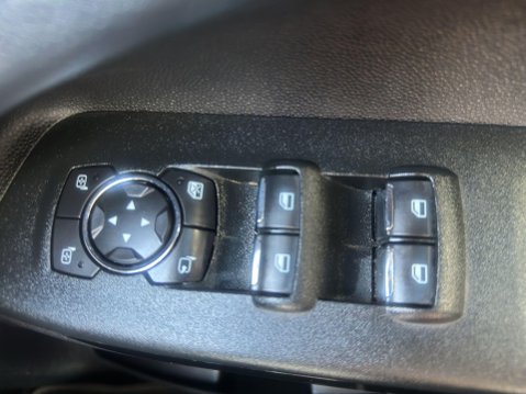 Ford Ecosport 1.0T EcoBoost Titanium Euro 6 (s/s) 5dr 56