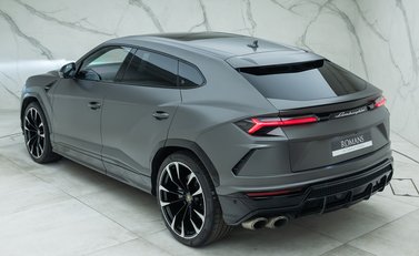Lamborghini Urus 9