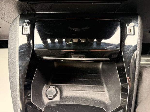 Peugeot 208 GT 42