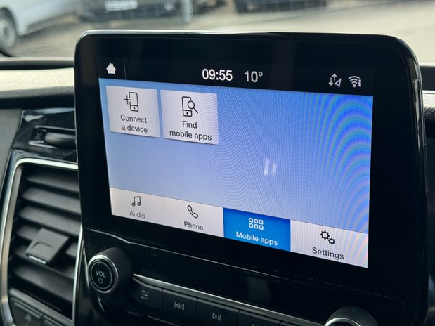 Ford Transit Custom AUTO SWB [SOLD KH] L1H1 Limited 320 Air Con Alloys Camera Sensors SELECT 28