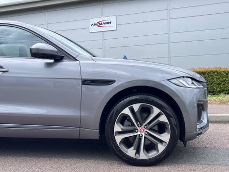 Jaguar F-Pace 2.0 D200 MHEV R-Dynamic HSE Auto AWD Euro 6 (s/s) 5dr 12