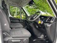 Iveco Daily 35S14V Hi-Matic Panel Van - Air Con / Auto / Car Play 17
