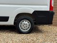 Peugeot Boxer 2.2 Boxer 335 Professional L3H2 Blue HDi 17