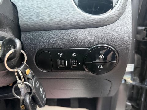 Hyundai i10 1.2 Active Euro 5 5dr 16