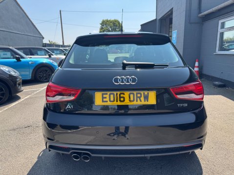Audi A1 SPORTBACK TFSI S LINE 4