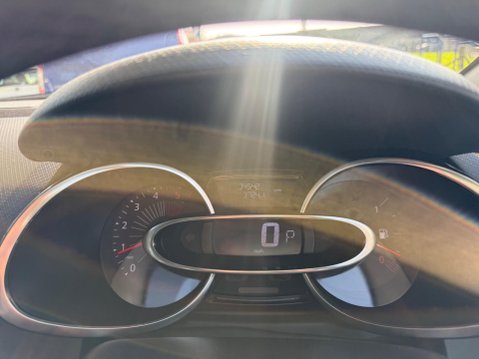 Renault Clio 1.5 dCi Dynamique S Nav Auto Euro 6 5dr 31