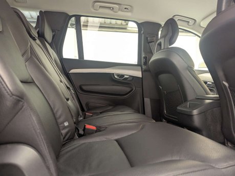 Volvo XC90 2.0 XC90 B5 MHEV AWD Auto 4WD 5dr 47
