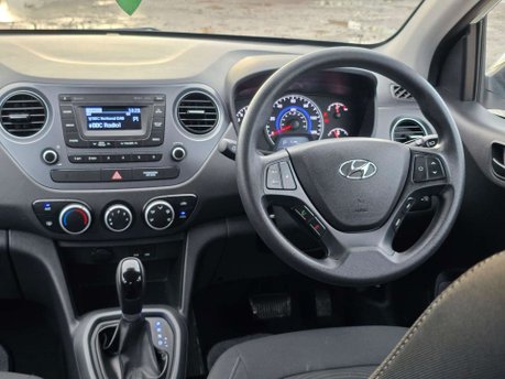 Hyundai i10 1.2 SE Hatchback 5dr Petrol Auto Euro 6 (87 ps) 21