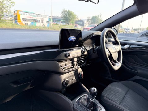 Ford Focus ST-LINE 8