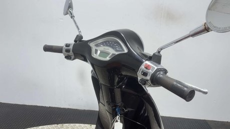 Piaggio Vespa Primavera 2016 17K RUNS WELL EASY LIGHT PROJECT 125CC SCOOTER BIKE 15