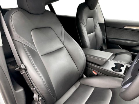 Tesla Model 3 (Dual Motor) Performance Saloon 4dr Electric Auto 4WDE (Performance Upgrade 11