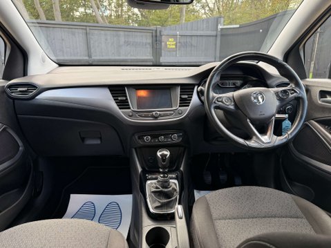 Vauxhall Crossland X 1.2 Crossland X SE ecoTEC S/S 5dr 4