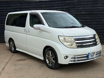 Nissan Elgrand AUTECH