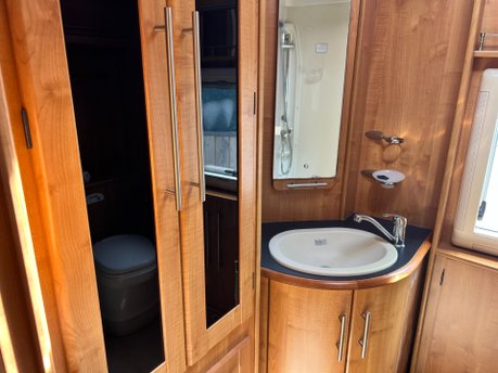 Auto-Trail Mohican SE 2 Berth Motorhome Fiat Ducato 3.0M/Jet Chassis 19