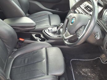 BMW 2 Series 2.0 220d Luxury Auto Euro 6 (s/s) 5dr