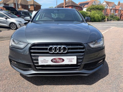 Audi A4 2.0 TDI 177 BLACK EDITION 8