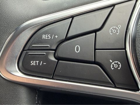 Renault Captur 1.0 TCE 90 Techno 5dr 30