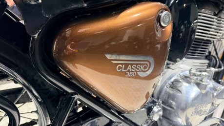 Royal Enfield Classic 2023 LESS THAN 2K OUTSTANDING CONDITION PANNIERS SCREEN ETC 350CC 35