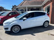 Ford Fiesta TITANIUM X 2