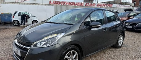 Peugeot 208 PURETECH ACTIVE.. 6 SERVICES.. 1 PREVIOUS KEEPER.. £20 ROAD TAX  1