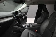 Volvo XC40 2.0 XC40 Inscription Pro B4 MHEV Auto 5dr 26