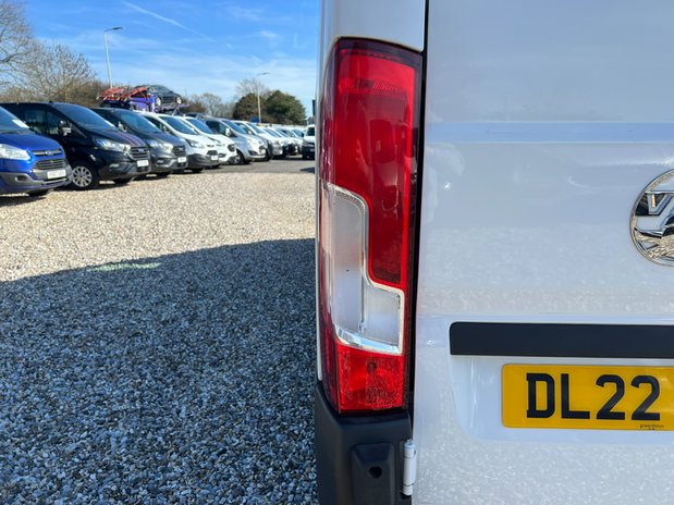 Vauxhall Movano LWB L3H2 (SOLD) Medium Roof F3500 Air Con Nav Tow Bar EURO 6 NO VAT 24