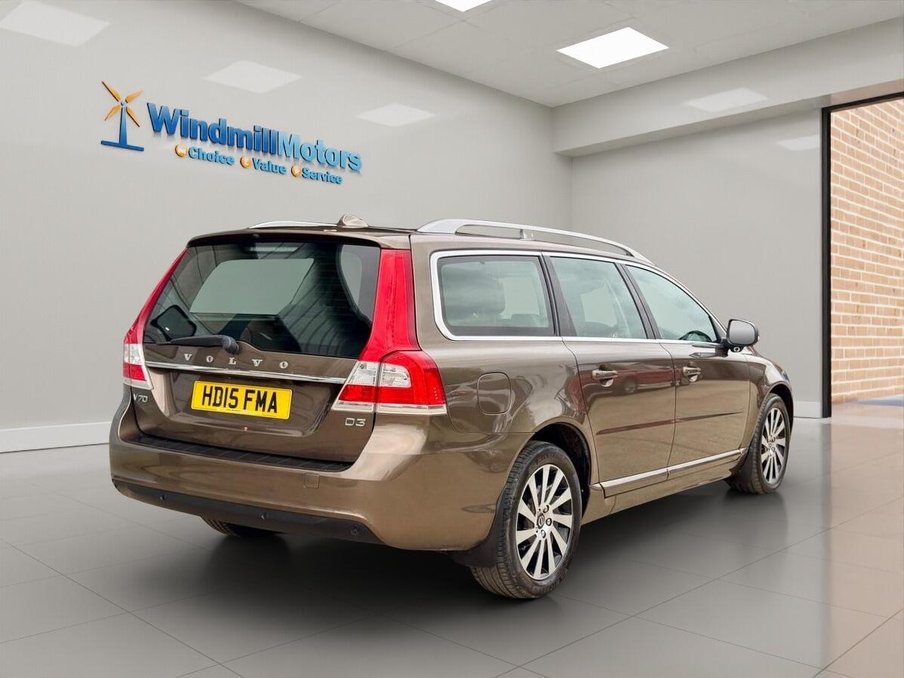 2015 Volvo V70 — image 11