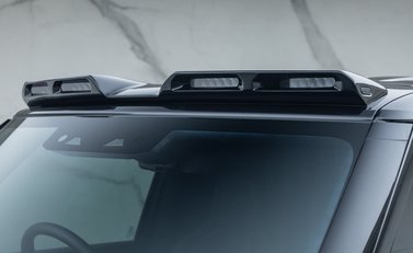 Land Rover Defender 90 D350 X-DYNAMIC HSE HARD TOP URBAN 33